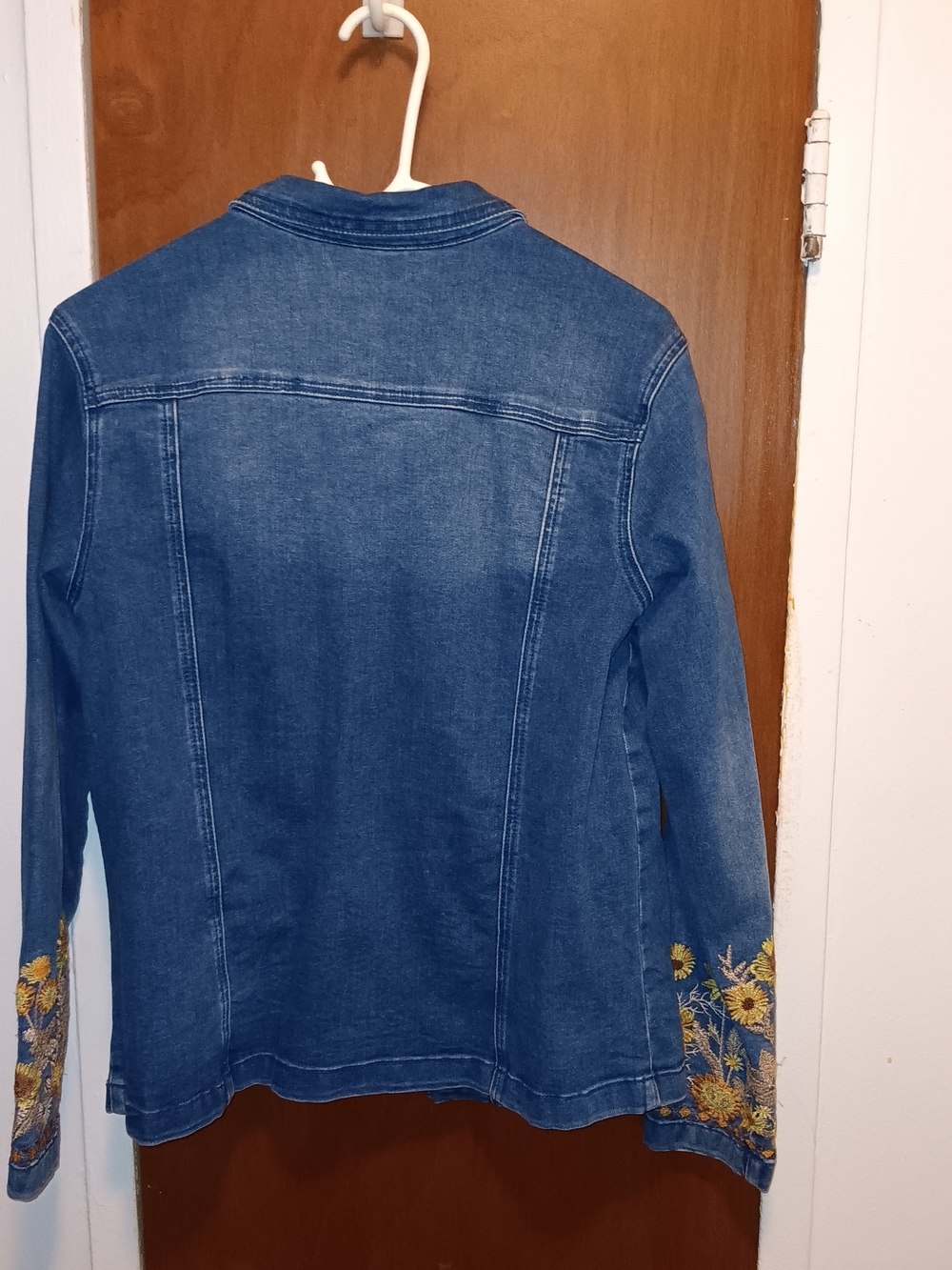 DG2 by Diane Gilman Sunflower Jean Jacket with Stretch And Zipper Closure Lg - Picture 6 of 9
